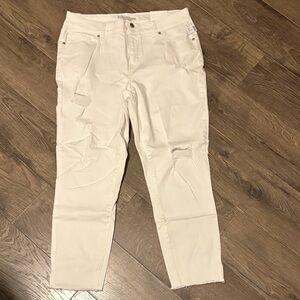 Women's Maurice’s NWT White Distressed Jeans